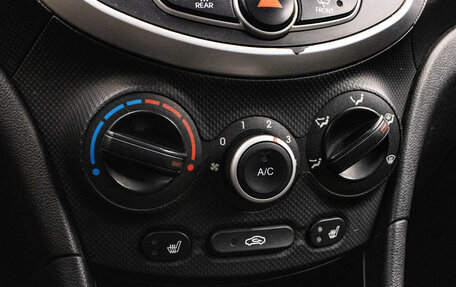 Hyundai Solaris II рестайлинг, 2012 год, 759 000 рублей, 17 фотография