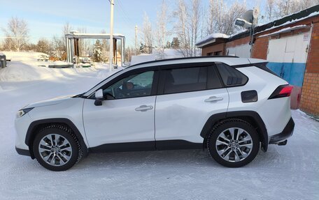 Toyota RAV4, 2020 год, 3 300 000 рублей, 3 фотография