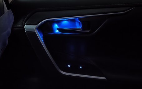 Toyota RAV4, 2020 год, 3 300 000 рублей, 13 фотография