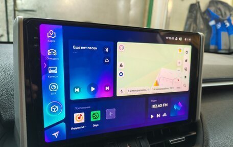 Toyota RAV4, 2020 год, 3 300 000 рублей, 16 фотография