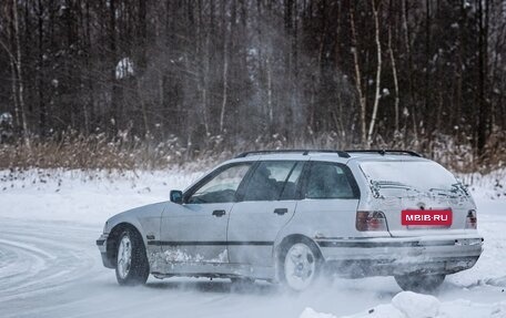 BMW 3 серия, 1998 год, 270 000 рублей, 2 фотография