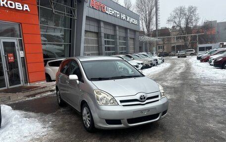 Toyota Corolla Verso I, 2007 год, 689 000 рублей, 2 фотография