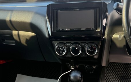 Suzuki Swift V, 2019 год, 1 200 000 рублей, 28 фотография