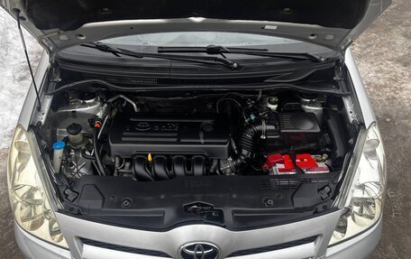 Toyota Corolla Verso I, 2007 год, 689 000 рублей, 13 фотография