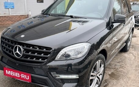 Mercedes-Benz M-Класс, 2012 год, 1 890 000 рублей, 2 фотография