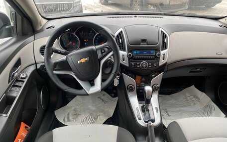 Chevrolet Cruze II, 2012 год, 955 000 рублей, 9 фотография
