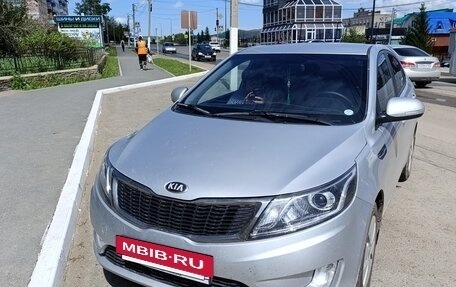 KIA Rio III рестайлинг, 2013 год, 890 000 рублей, 4 фотография
