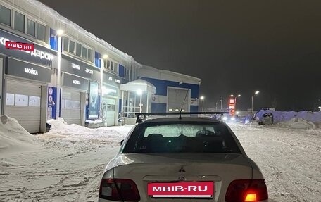 Mitsubishi Carisma I, 2001 год, 150 000 рублей, 3 фотография