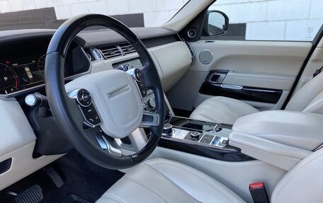 Land Rover Range Rover IV рестайлинг, 2014 год, 4 500 000 рублей, 8 фотография