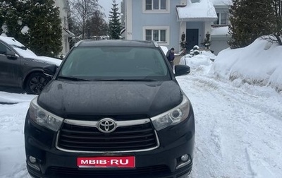 Toyota Highlander III, 2014 год, 2 350 000 рублей, 1 фотография