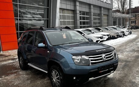 Renault Duster I рестайлинг, 2012 год, 927 000 рублей, 2 фотография
