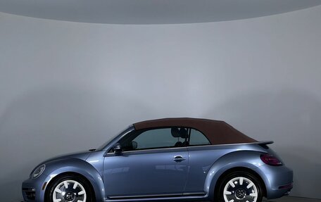 Volkswagen Beetle, 2019 год, 3 359 000 рублей, 8 фотография