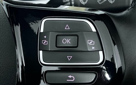 Volkswagen Beetle, 2019 год, 3 359 000 рублей, 15 фотография