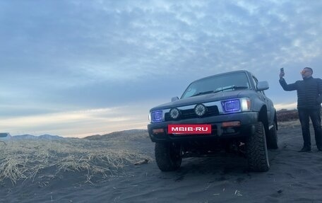 Toyota Hilux VI, 1992 год, 1 350 000 рублей, 2 фотография