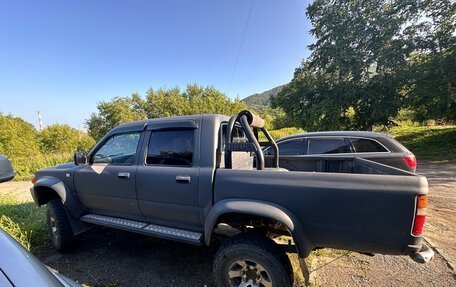 Toyota Hilux VI, 1992 год, 1 350 000 рублей, 10 фотография