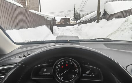 Mazda 3, 2017 год, 1 670 000 рублей, 3 фотография