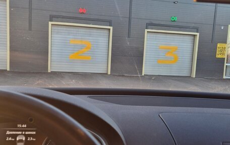 Volkswagen Touareg III, 2013 год, 2 450 000 рублей, 6 фотография