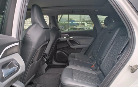 Audi Q5, 2025 год, 7 150 000 рублей, 38 фотография