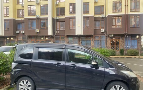 Honda Freed I, 2011 год, 1 190 000 рублей, 3 фотография