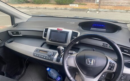 Honda Freed I, 2011 год, 1 190 000 рублей, 9 фотография