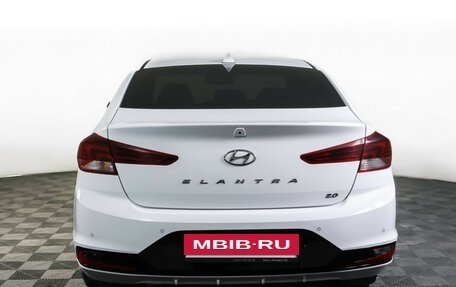 Hyundai Elantra VI рестайлинг, 2019 год, 1 999 000 рублей, 6 фотография