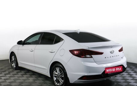 Hyundai Elantra VI рестайлинг, 2019 год, 1 999 000 рублей, 7 фотография