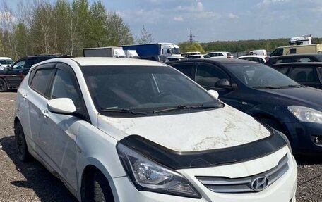 Hyundai Solaris II рестайлинг, 2015 год, 355 999 рублей, 1 фотография