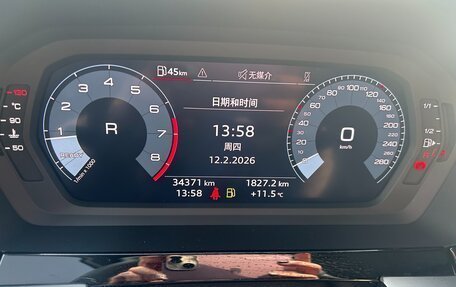 Audi A3, 2023 год, 2 400 000 рублей, 39 фотография