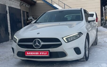 Mercedes-Benz A-Класс, 2018 год, 2 150 000 рублей, 1 фотография