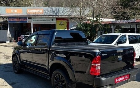 Toyota Hilux VII, 2015 год, 2 550 000 рублей, 7 фотография