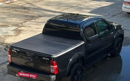 Toyota Hilux VII, 2015 год, 2 550 000 рублей, 28 фотография