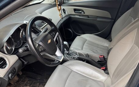 Chevrolet Cruze II, 2012 год, 900 000 рублей, 8 фотография