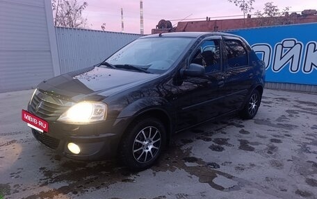 Renault Logan I, 2011 год, 585 000 рублей, 2 фотография