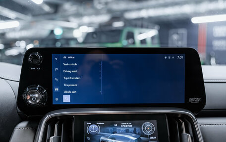 Lexus LX, 2025 год, 20 400 000 рублей, 15 фотография