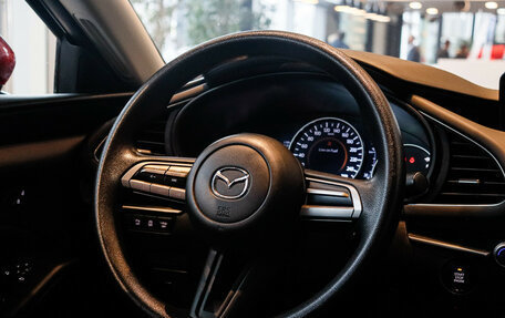 Mazda 3, 2020 год, 2 300 000 рублей, 21 фотография