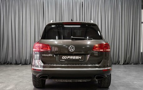 Volkswagen Touareg III, 2015 год, 2 529 000 рублей, 4 фотография