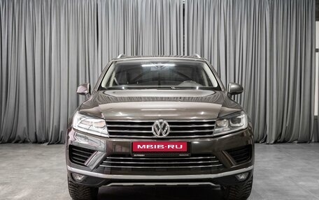 Volkswagen Touareg III, 2015 год, 2 529 000 рублей, 3 фотография