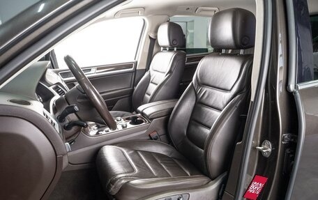 Volkswagen Touareg III, 2015 год, 2 529 000 рублей, 10 фотография