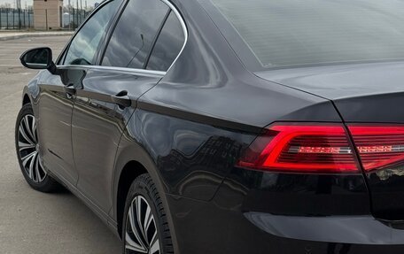 Volkswagen Passat B8 рестайлинг, 2017 год, 2 000 000 рублей, 8 фотография