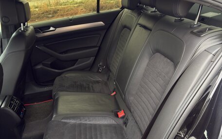 Volkswagen Passat B8 рестайлинг, 2017 год, 2 000 000 рублей, 13 фотография