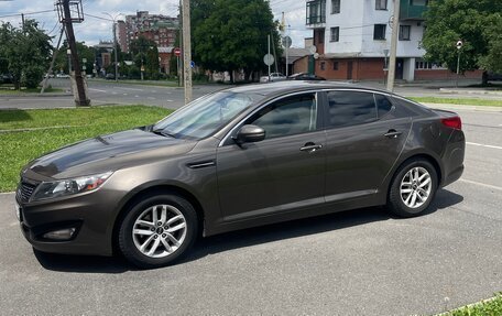 KIA Optima III, 2010 год, 930 000 рублей, 2 фотография