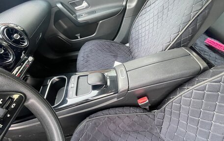 Mercedes-Benz A-Класс, 2018 год, 2 150 000 рублей, 9 фотография