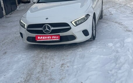 Mercedes-Benz A-Класс, 2018 год, 2 150 000 рублей, 6 фотография