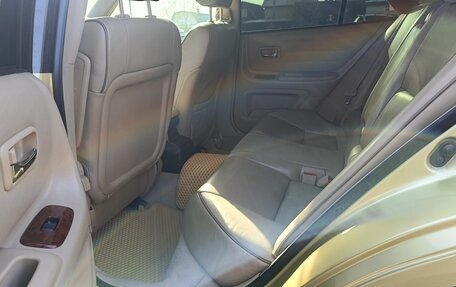 Toyota Altezza, 2002 год, 1 150 000 рублей, 20 фотография