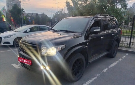 Toyota Land Cruiser 200, 2010 год, 3 799 000 рублей, 8 фотография