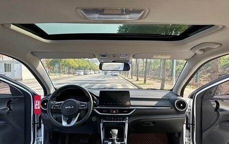 KIA K3, 2022 год, 1 820 000 рублей, 7 фотография