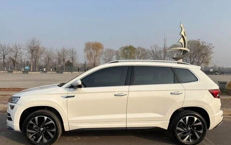 Skoda Karoq I, 2022 год, 1 756 003 рублей, 3 фотография