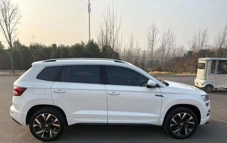 Skoda Karoq I, 2022 год, 1 756 003 рублей, 6 фотография