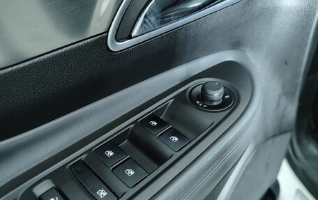 Opel Mokka I, 2013 год, 1 299 000 рублей, 12 фотография