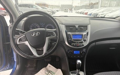 Hyundai Solaris II рестайлинг, 2012 год, 850 000 рублей, 5 фотография